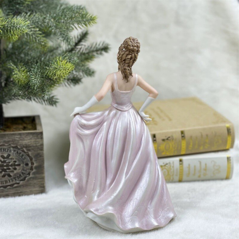 Vintage Porcelain Lady Figurin - مراجعة Vintage Collectible Ornaments وسعره