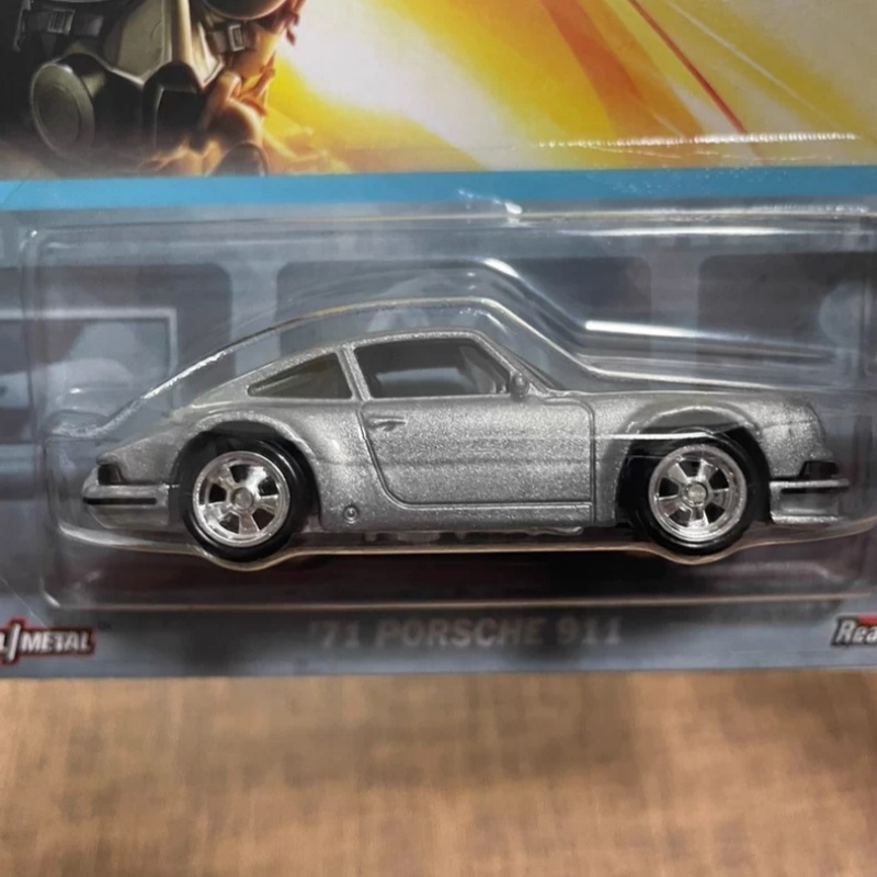 Hot Wheels Premium Pop Culture - مراجعة Vintage Collectible Hot Wheels وسعره