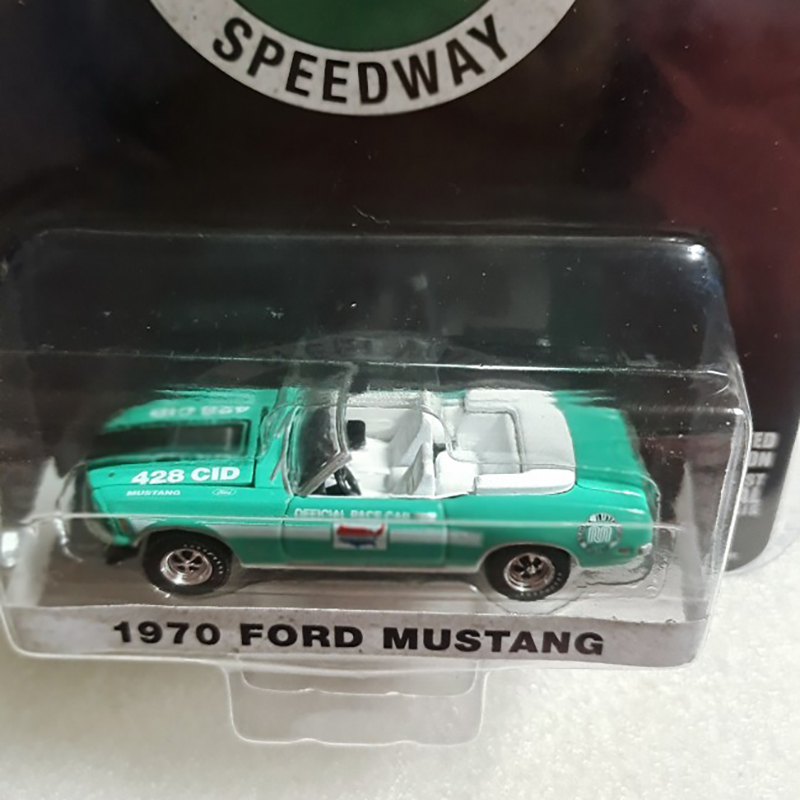 Greenlight Diecast 1:64 Scale  - مراجعة Vintage Collectible Toy Cars وسعره