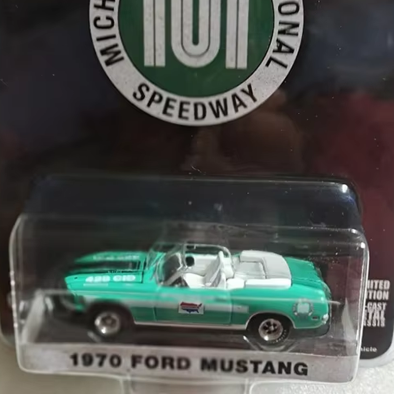 Greenlight Diecast 1:64 Scale  - مراجعة Vintage Collectible Toy Cars وسعره