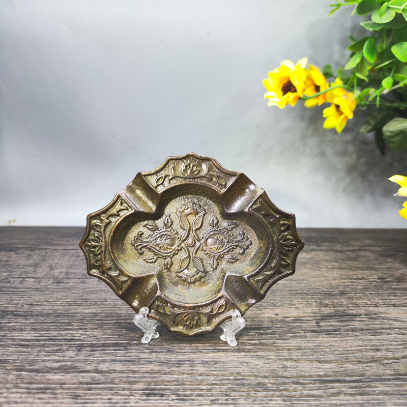 Antique collection, vintage -p - مراجعة Vintage Collectible Ashtrays وسعره