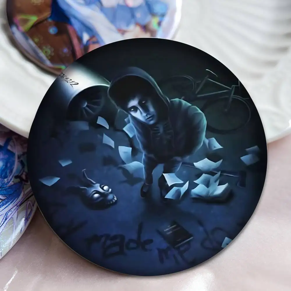 Movie Donnie Darko Vintage Ani - مراجعة Vintage Collectible Pins وسعره
