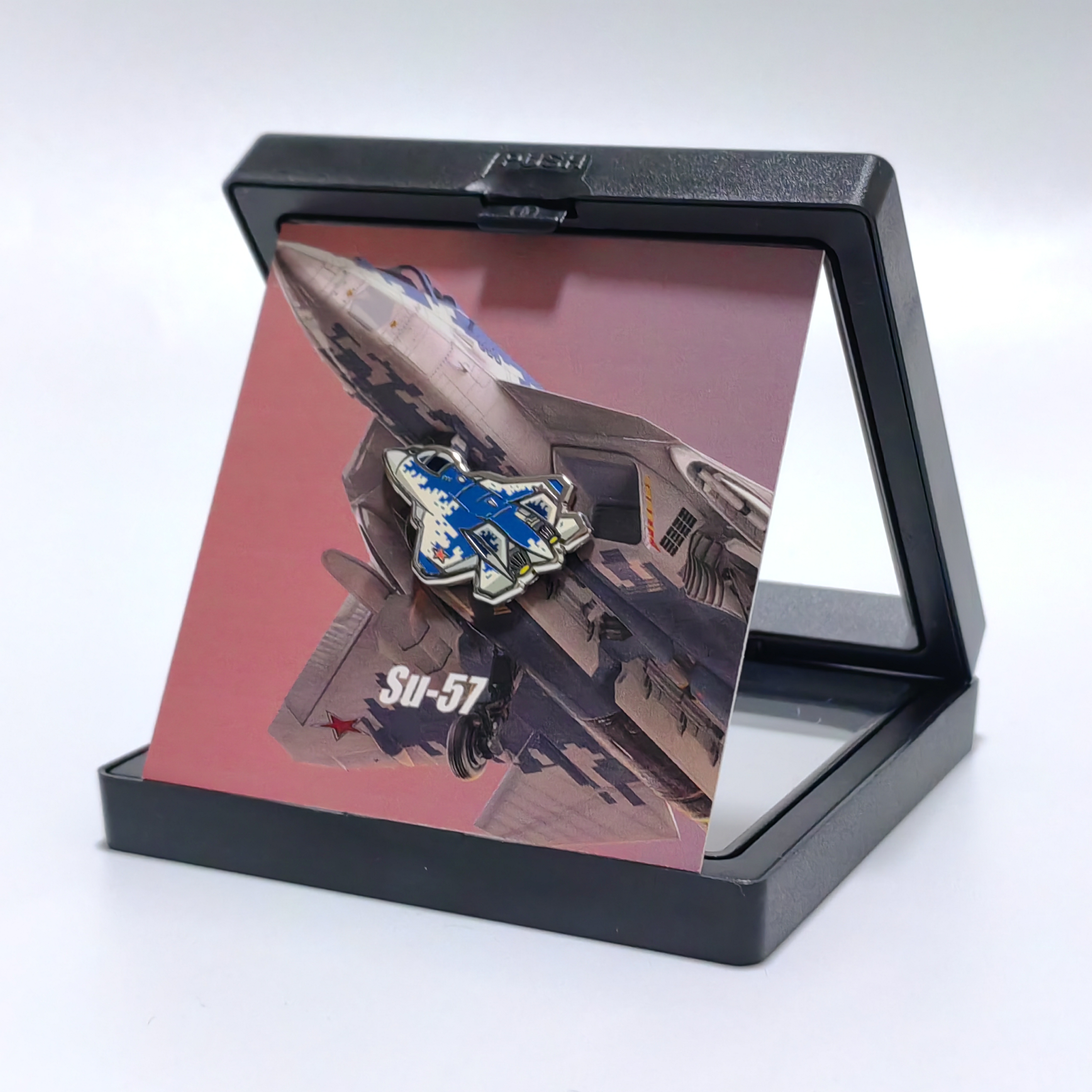 Original Chibi Airplane Badge  - مراجعة Vintage Collectible Pins وسعره