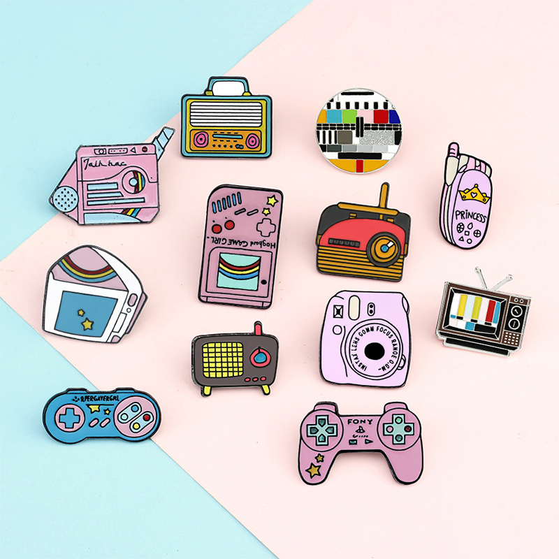 Vintage Game Enamel Pins Colle - مراجعة Vintage Collectible Pins وسعره