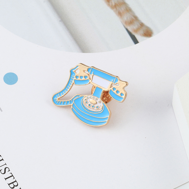 Vintage Game Enamel Pins Colle - مراجعة Vintage Collectible Pins وسعره
